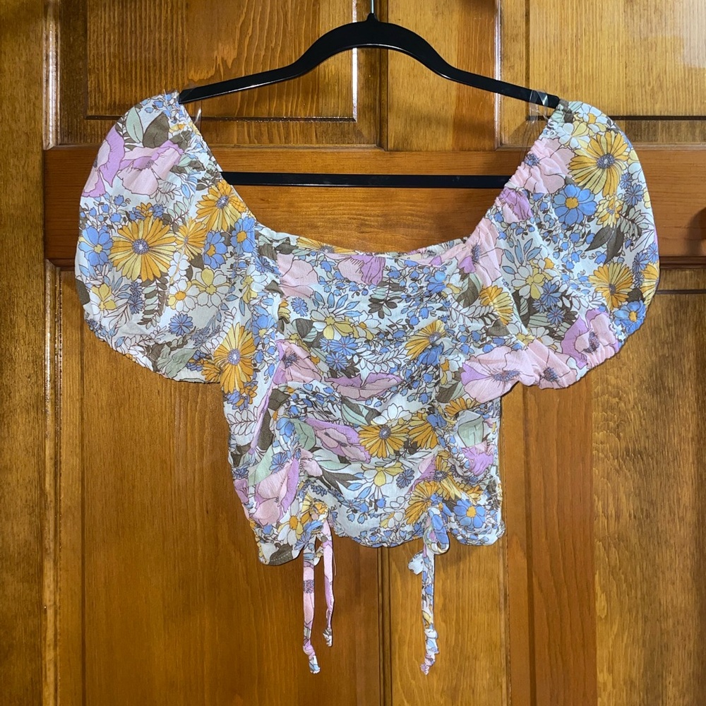 Cropped blouse
